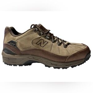 NEW BALANCE 965 ABZORB HIKING SHOES - MEN'S. Size 9